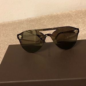 ❌SOLD❌ Versace Black Glam Medusa Sunglasses